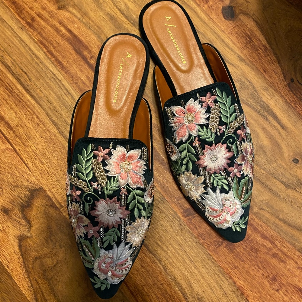 Anthropologie Black Embroidered Floral Velvet Beaded Accent Mules Sz 11 W - Picture 6 of 15